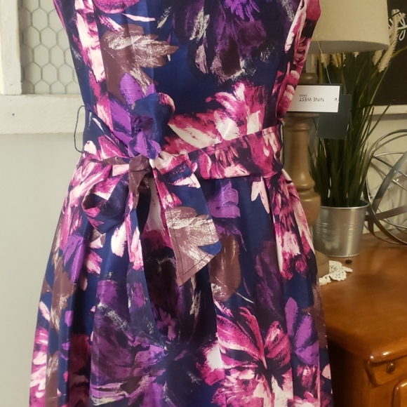 NWT!!! Nine West floral tie waistband dress size 4 - Picture 3 of 7